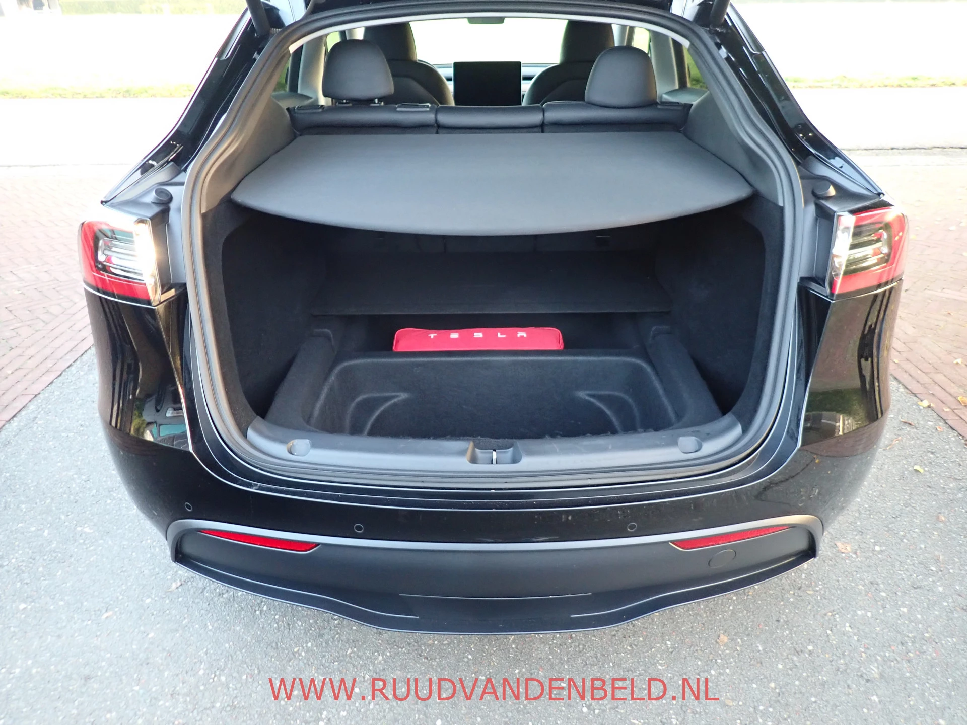 Hoofdafbeelding Tesla Model Y