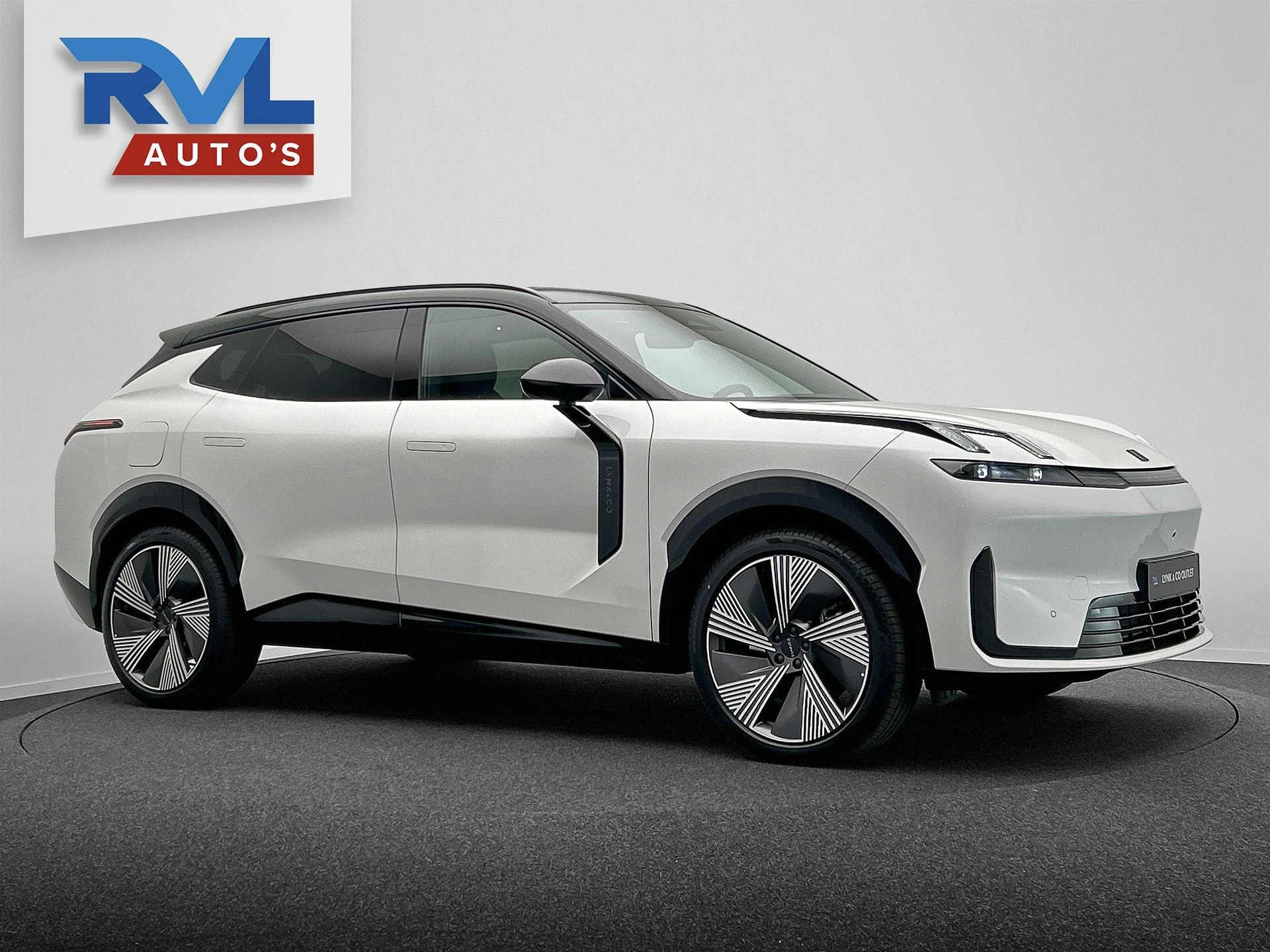 Hoofdafbeelding Lynk & Co 08