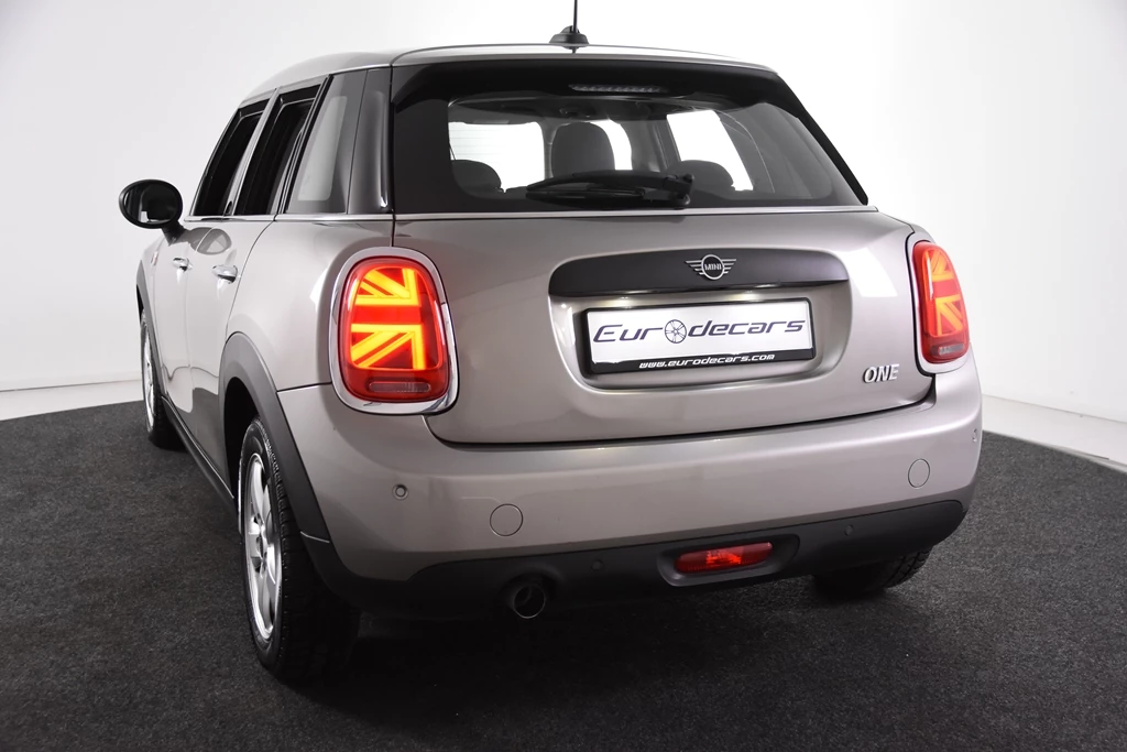 Hoofdafbeelding MINI One