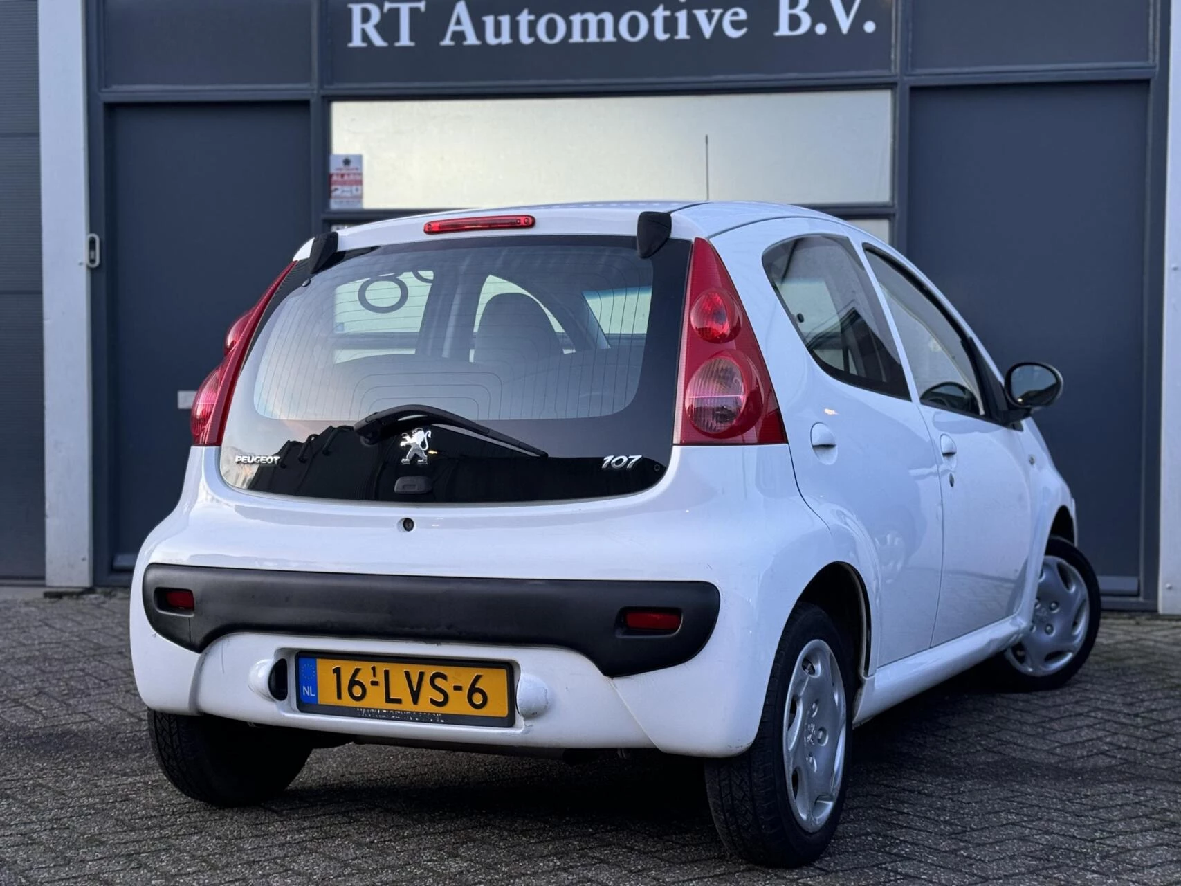 Hoofdafbeelding Peugeot 107