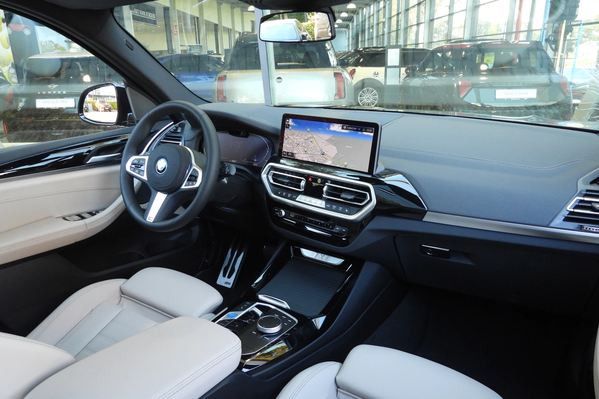 Hoofdafbeelding BMW iX3