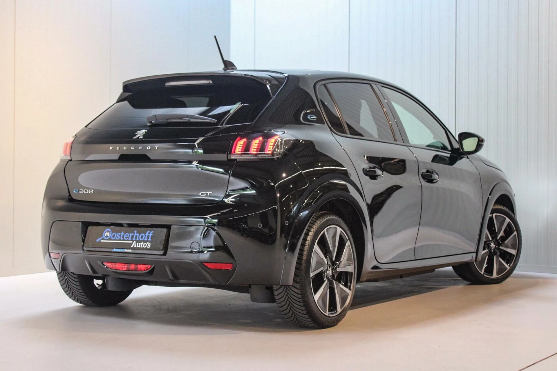 Hoofdafbeelding Peugeot e-208