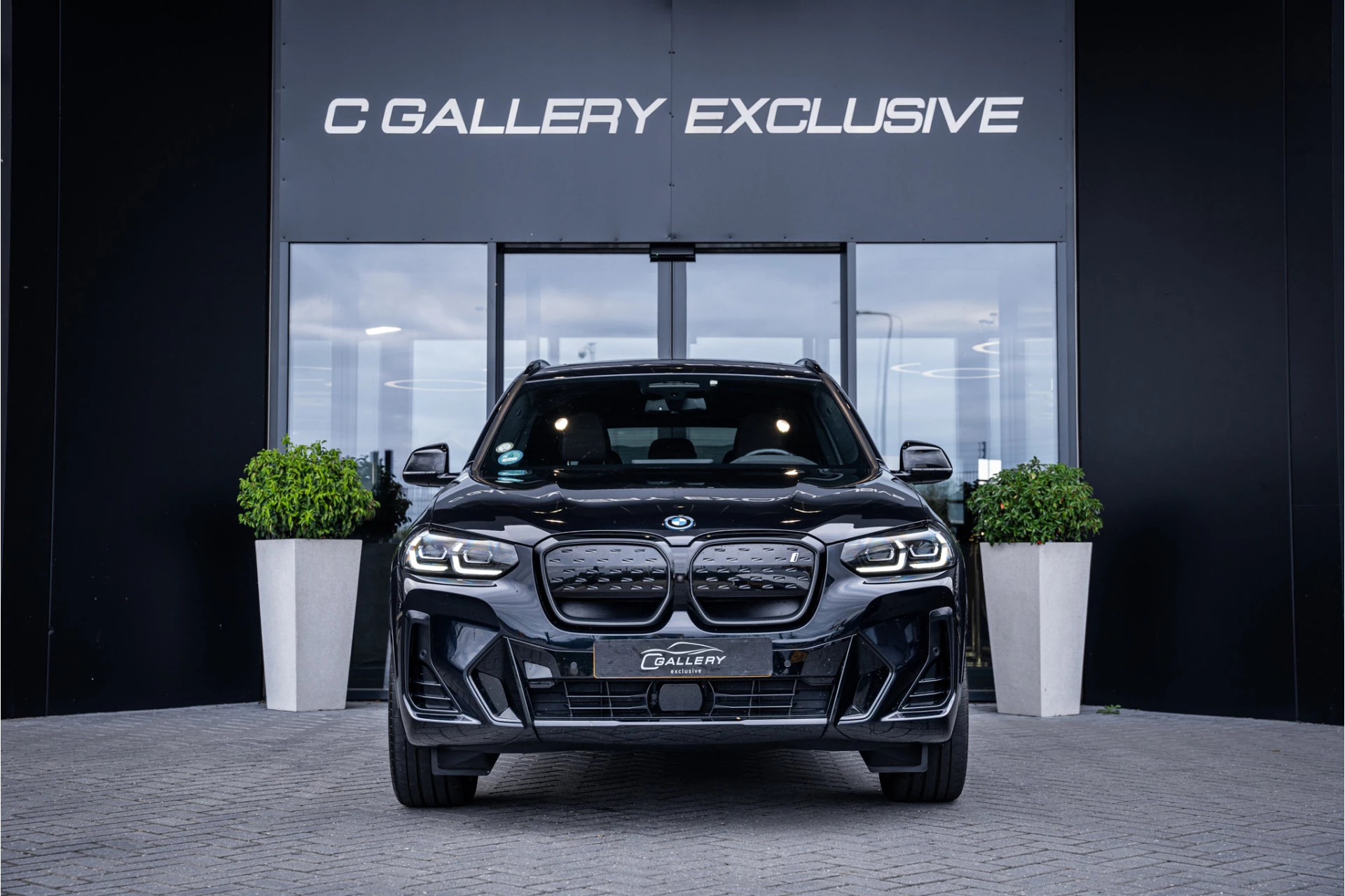 Hoofdafbeelding BMW iX3