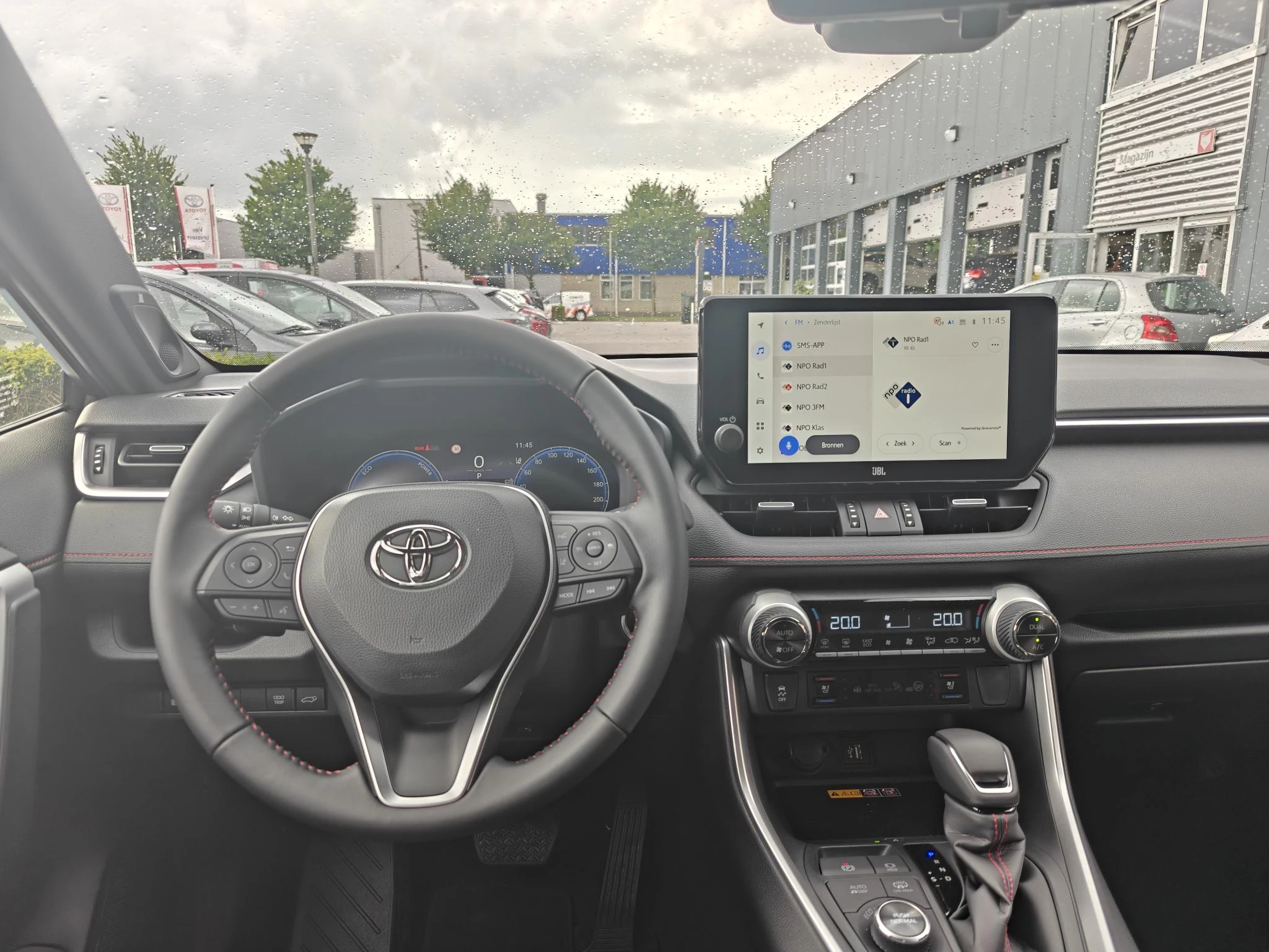 Hoofdafbeelding Toyota RAV4