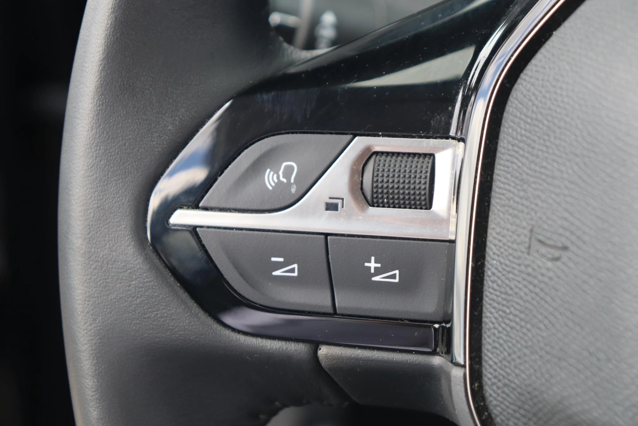 Hoofdafbeelding Peugeot e-208