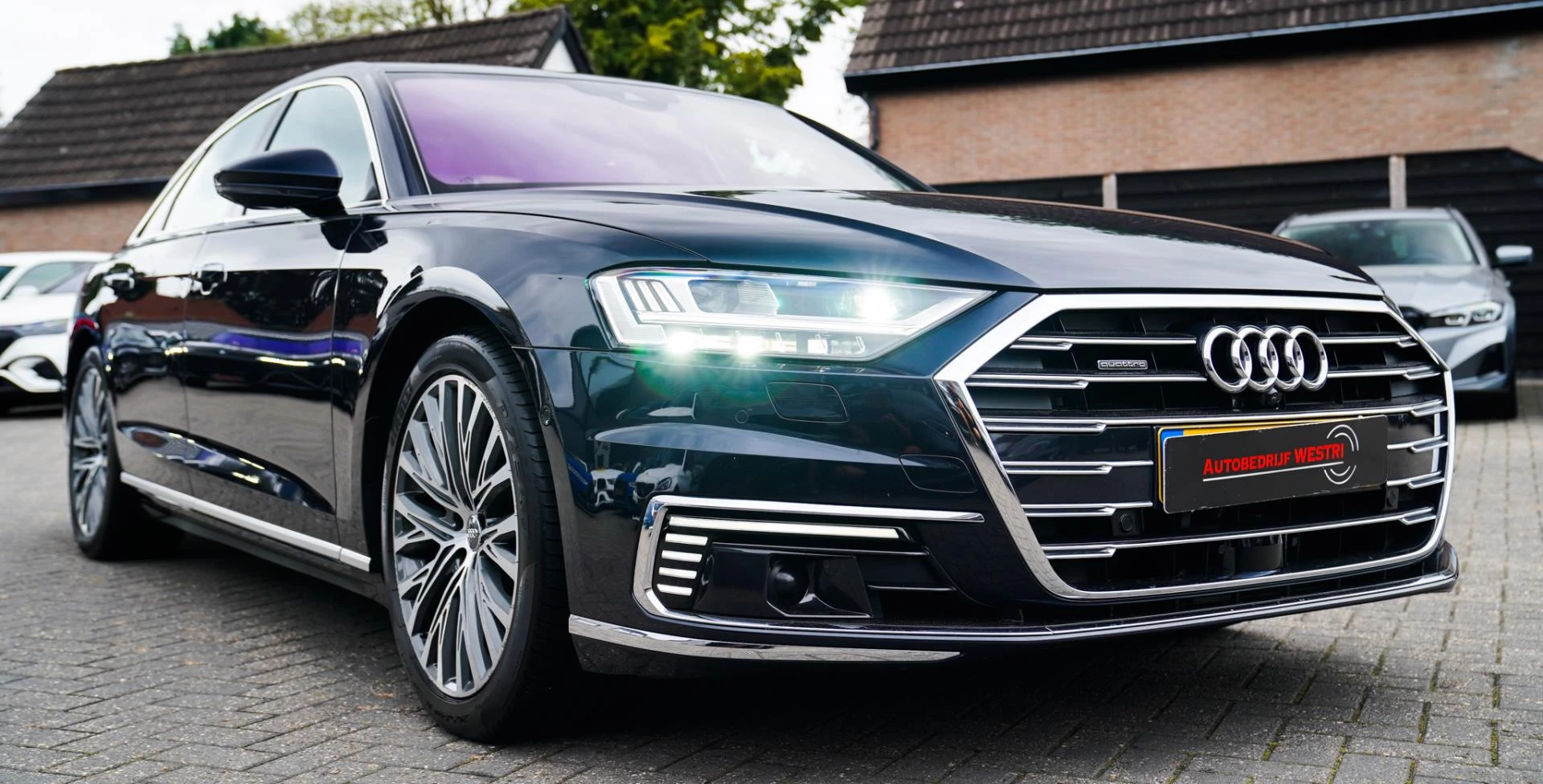 Hoofdafbeelding Audi A8
