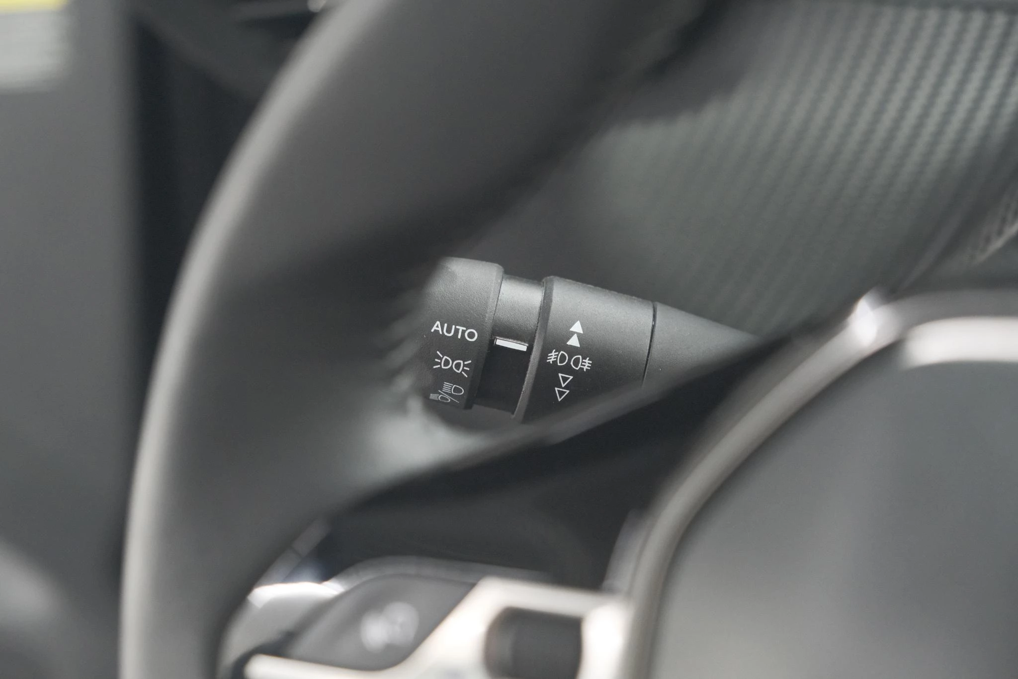 Hoofdafbeelding Peugeot e-2008