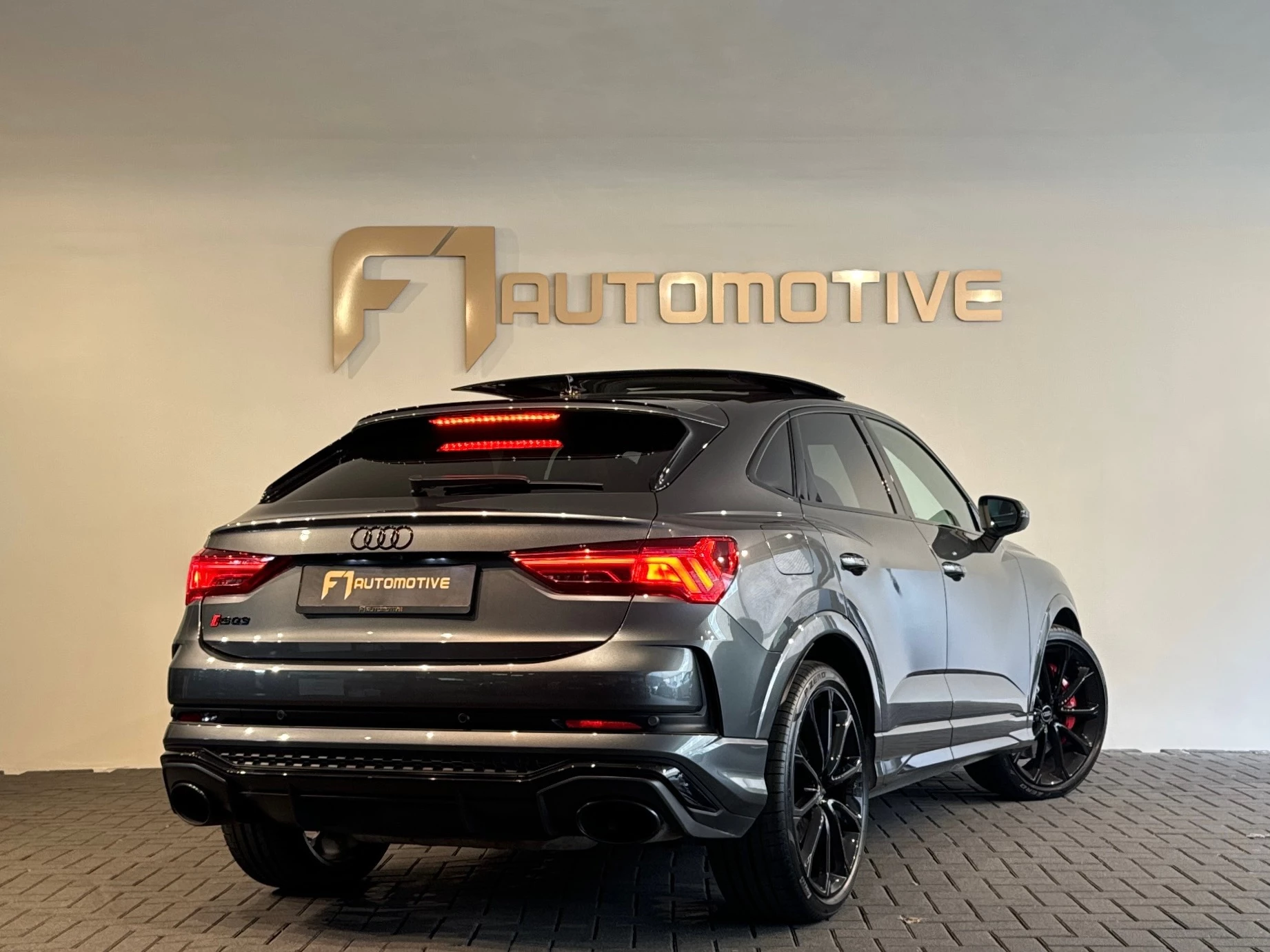 Hoofdafbeelding Audi RSQ3