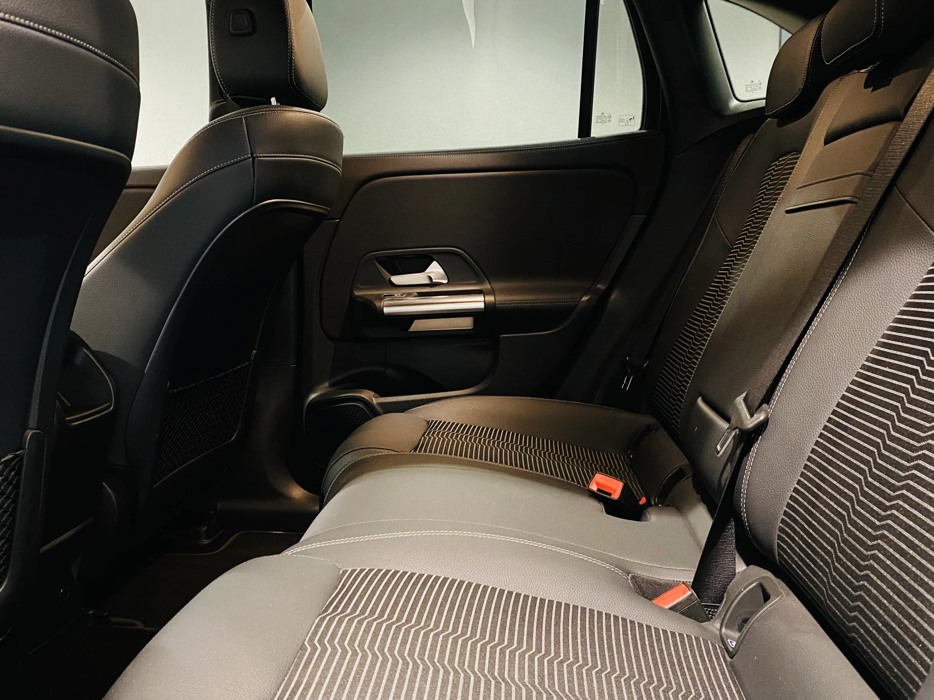 Hoofdafbeelding Mercedes-Benz EQA