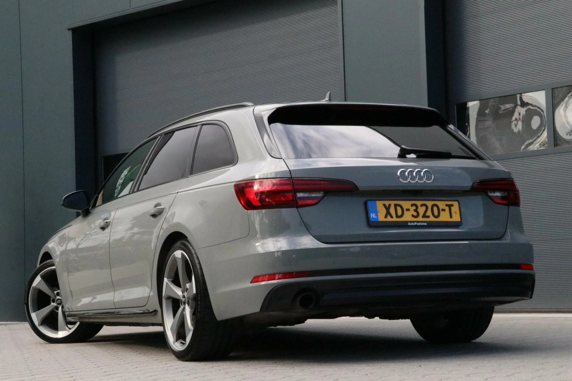 Hoofdafbeelding Audi A4