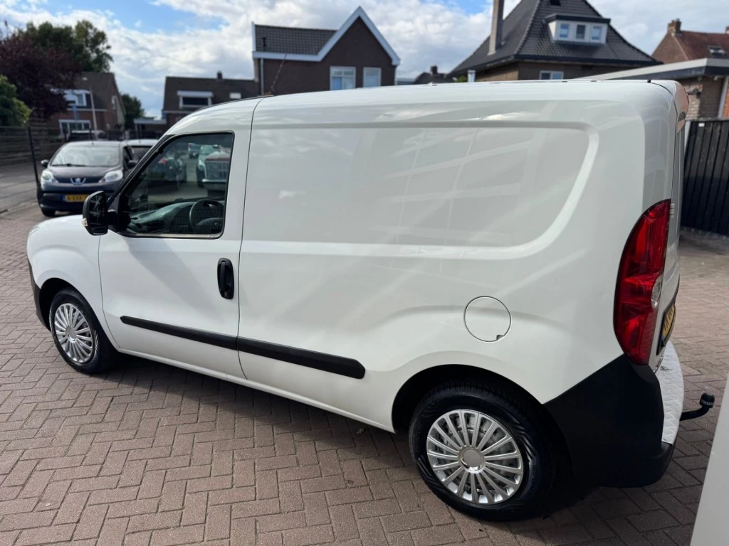 Hoofdafbeelding Opel Combo