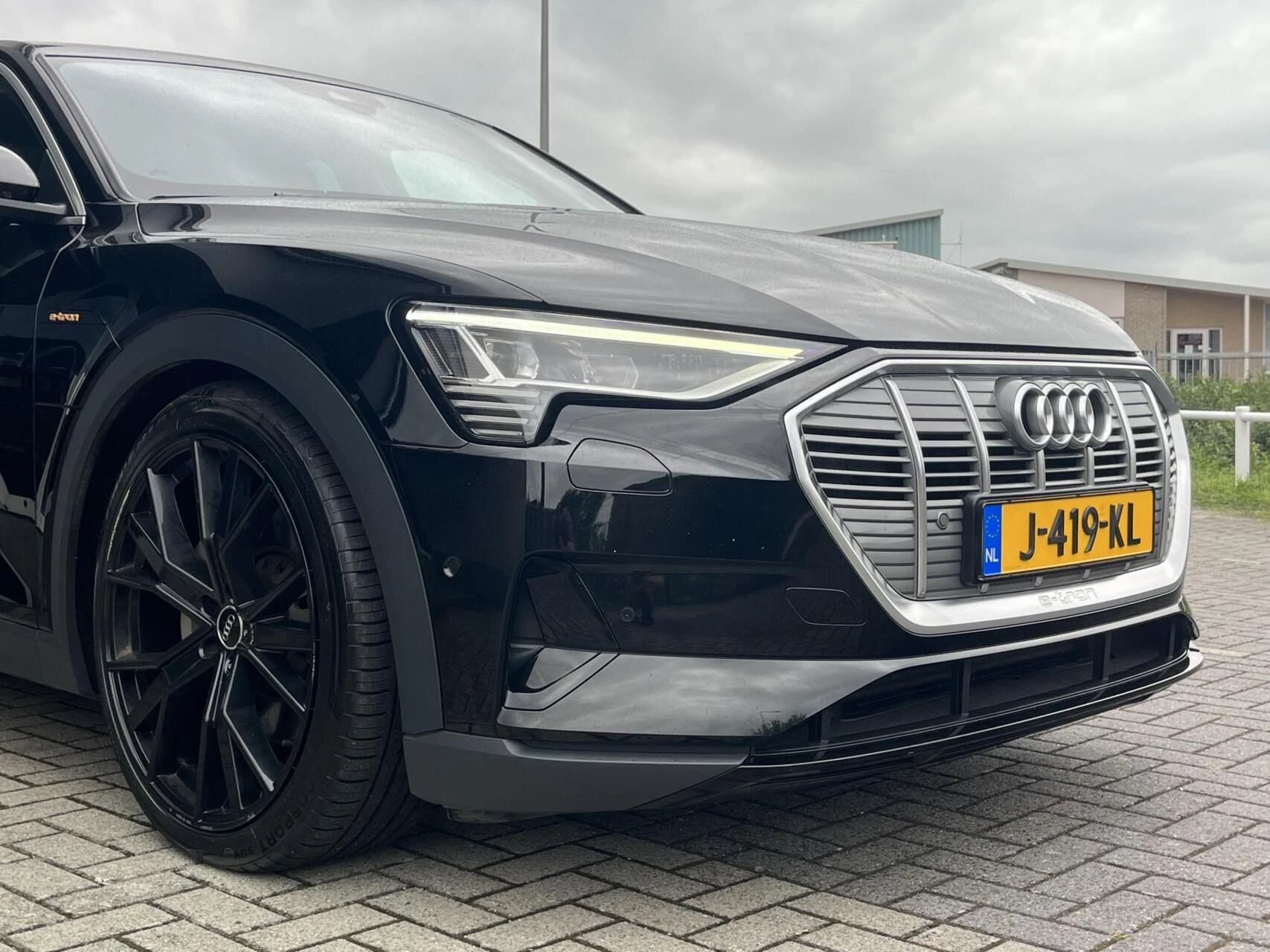 Hoofdafbeelding Audi e-tron