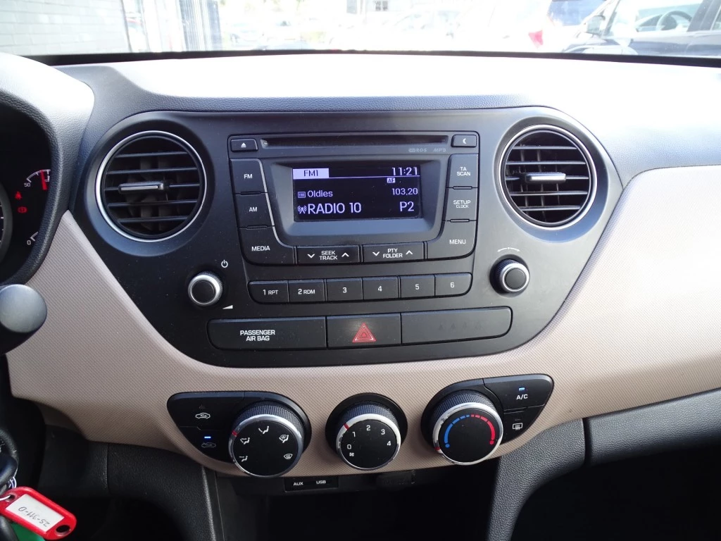 Hoofdafbeelding Hyundai i10