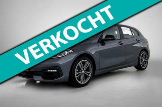 BMW 1-serie 118i Executive Edition Sport (STOELVERWARMING, NAVI, CARPLAY, DIGITALE COCKPIT, 1e EIGENAAR, DEALER ONDERHOUDEN)