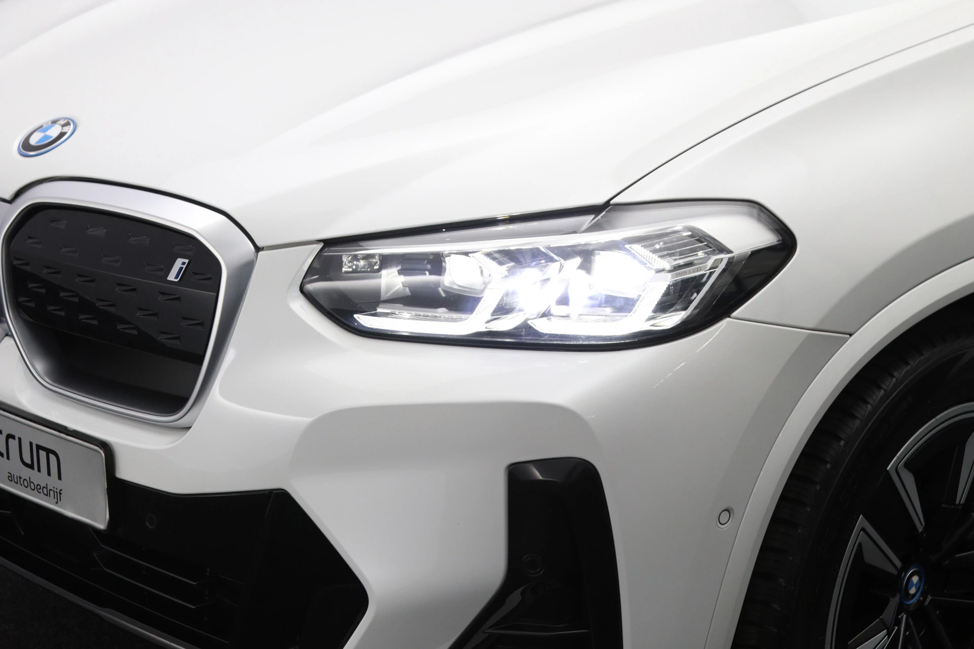 Hoofdafbeelding BMW iX3