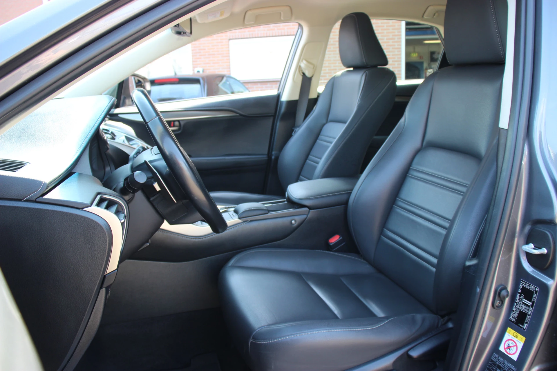 Hoofdafbeelding Lexus NX