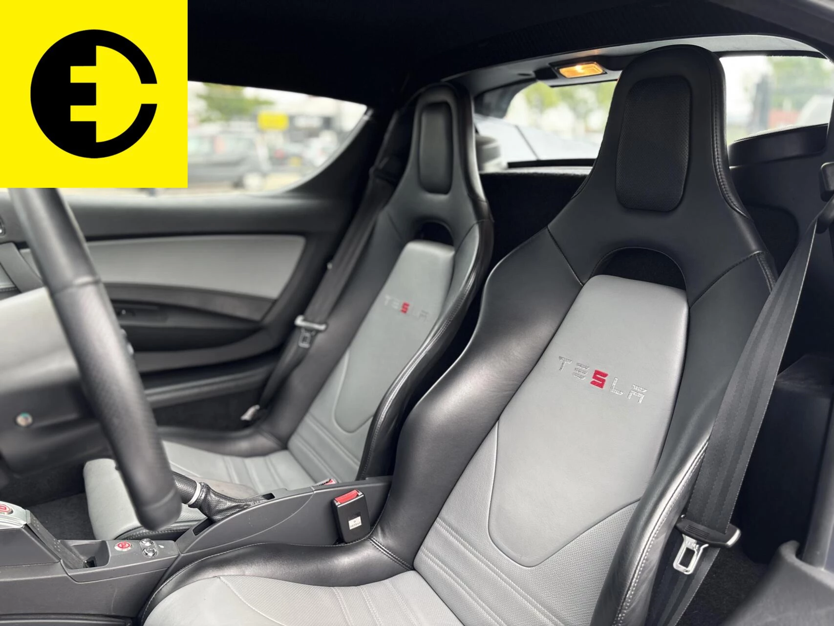 Hoofdafbeelding Tesla Roadster