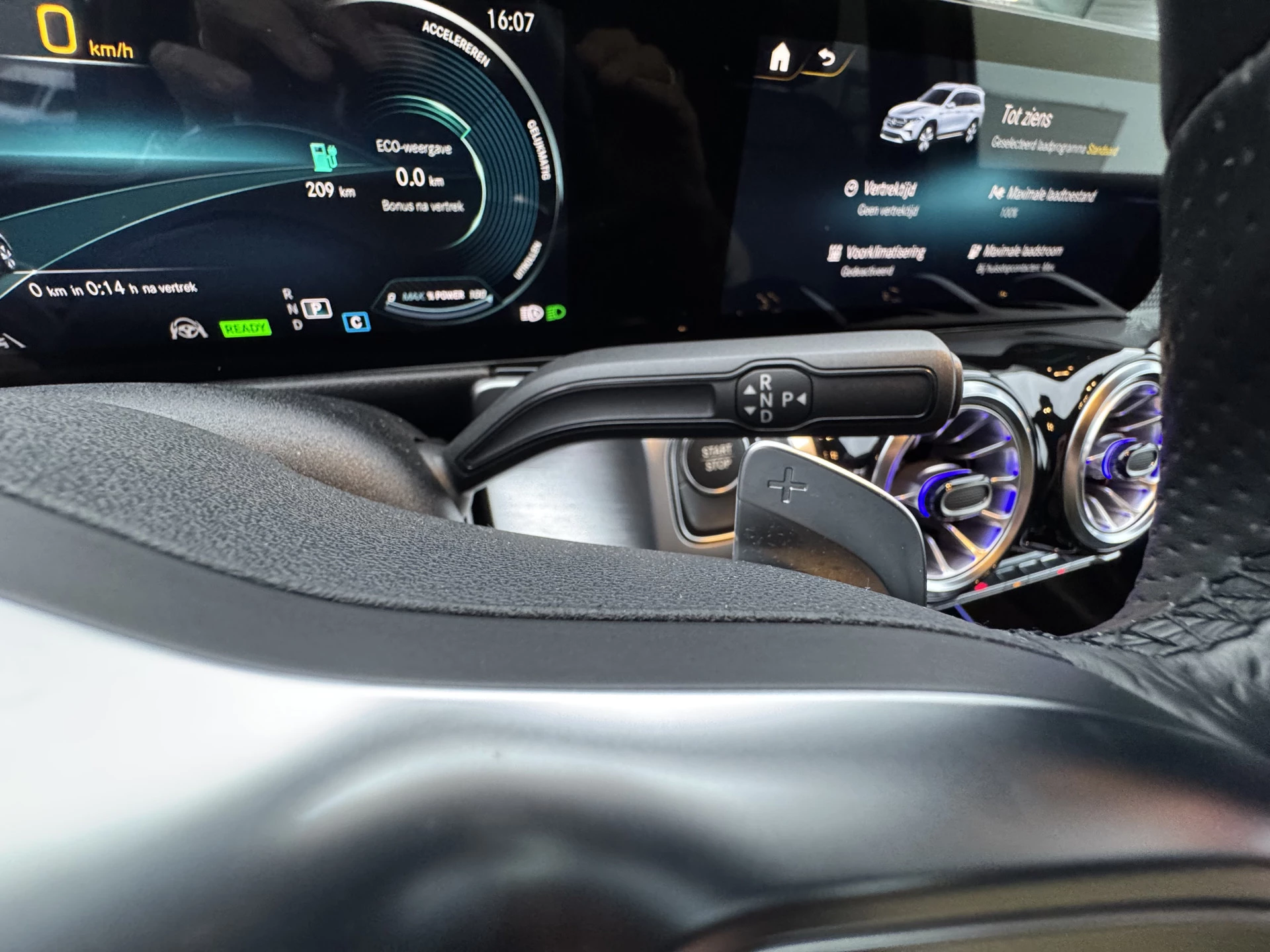 Hoofdafbeelding Mercedes-Benz EQB