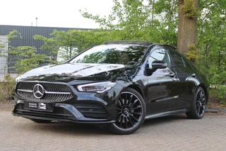 Mercedes-Benz CLA-klasse 200 AMG Night Pakket| Panoramadak | Sfeerverlichting | Trekhaak | 360 Camera | Memory seats | Head-up |