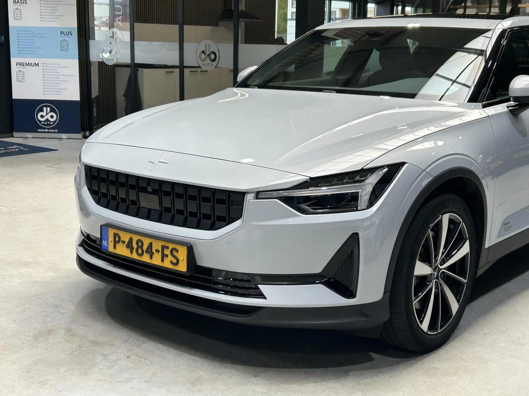 Hoofdafbeelding Polestar 2