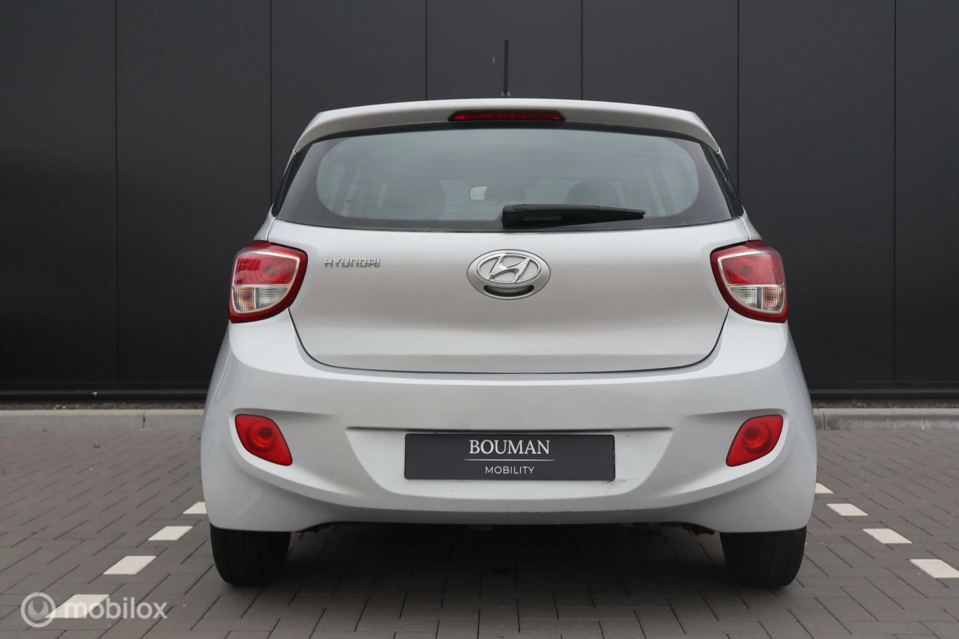 Hoofdafbeelding Hyundai i10