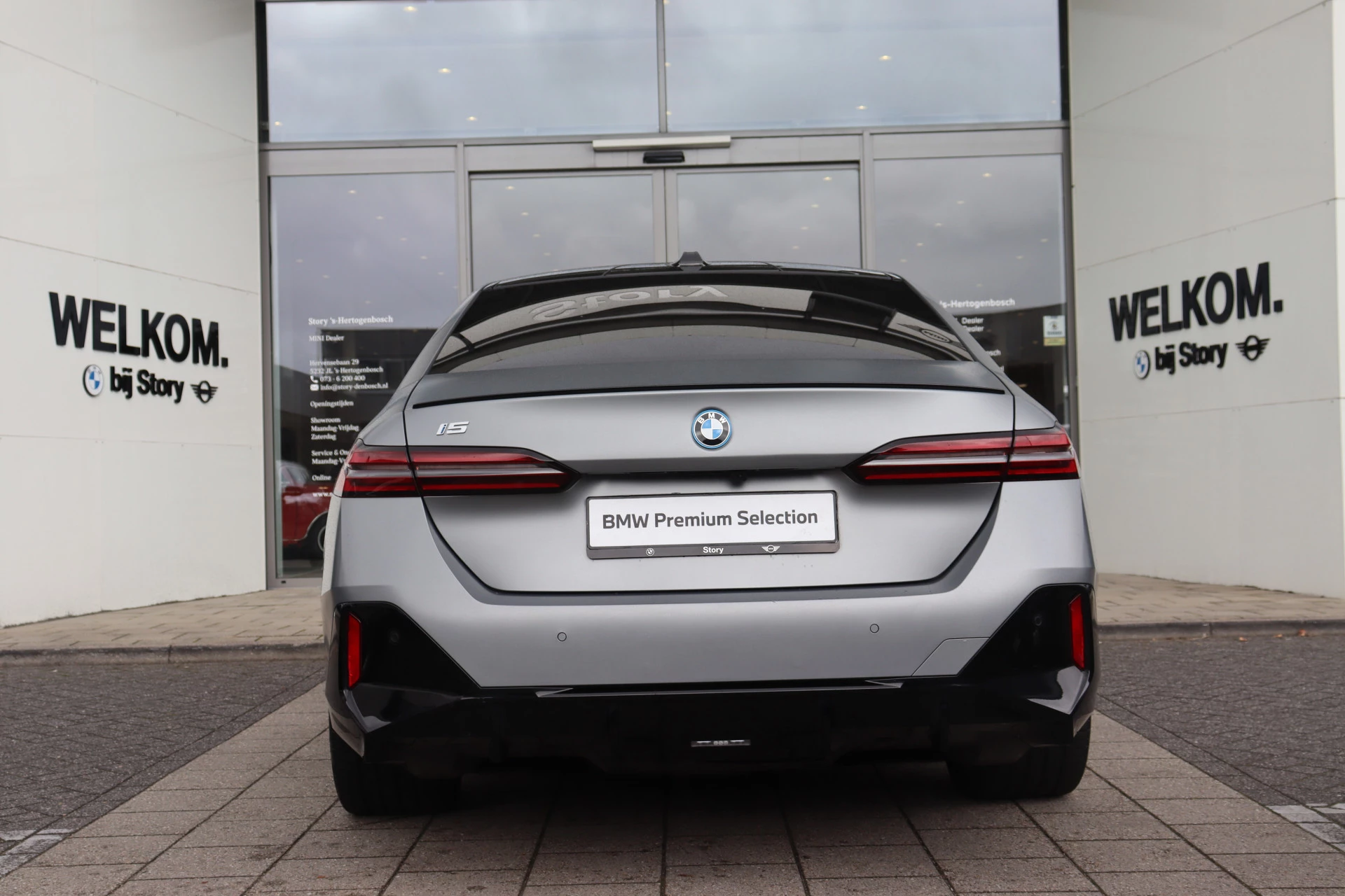 Hoofdafbeelding BMW i5