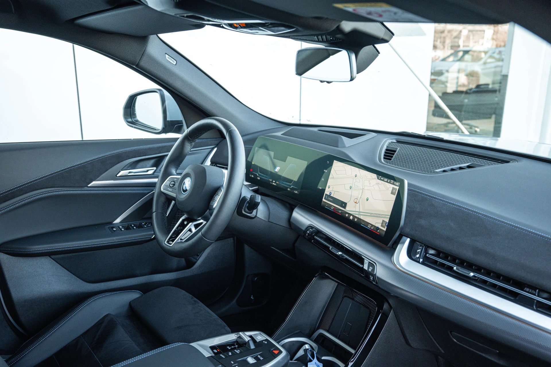 Hoofdafbeelding BMW iX2