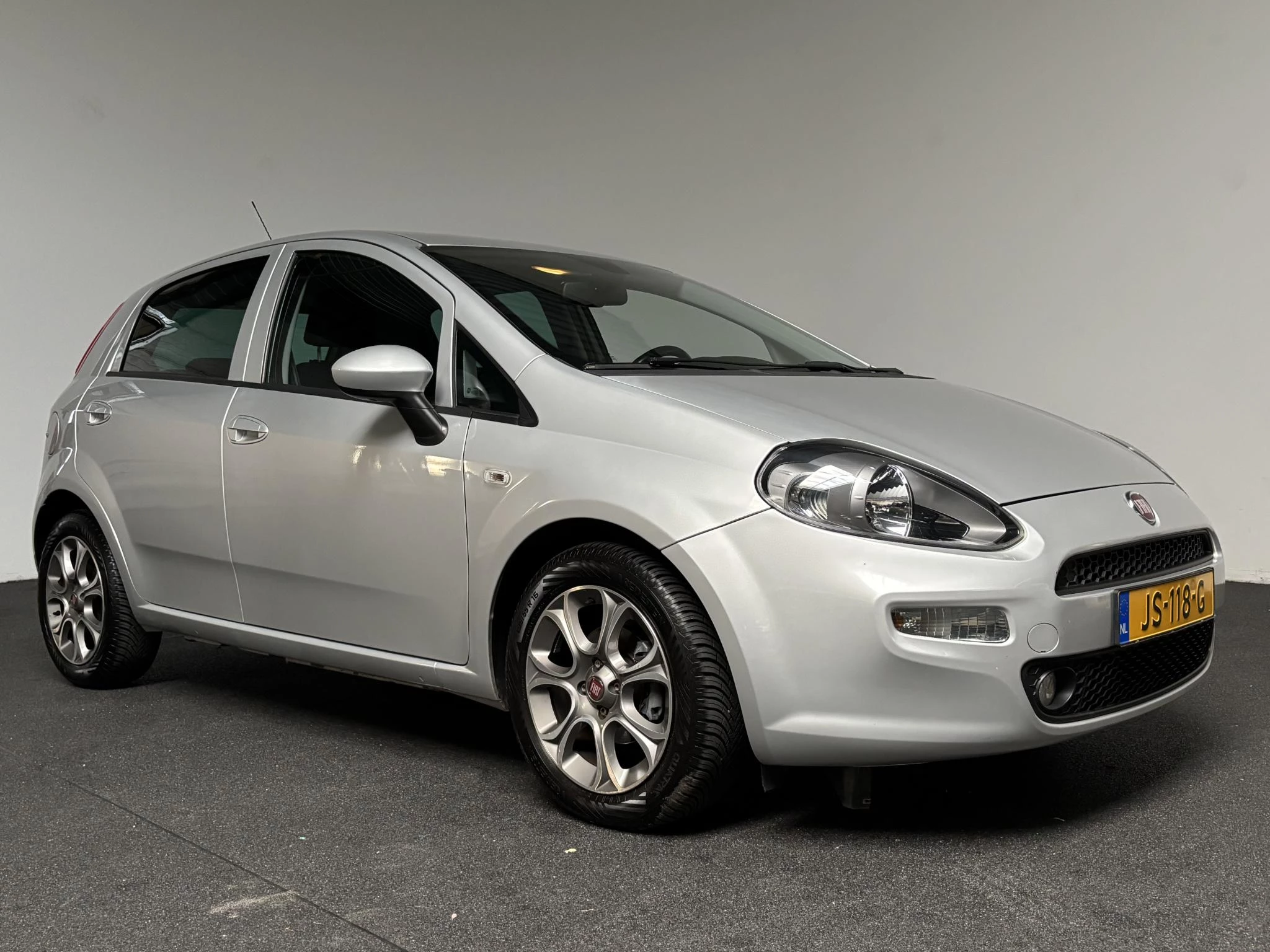 Hoofdafbeelding Fiat Punto