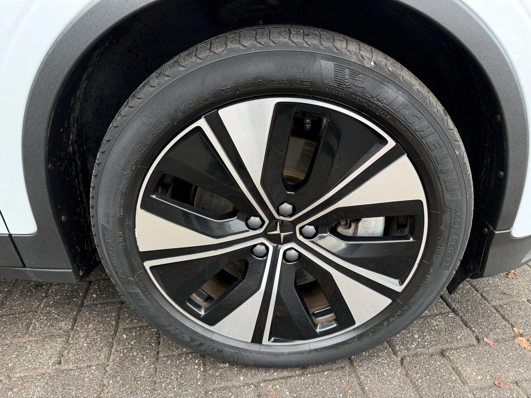 Hoofdafbeelding Polestar 2