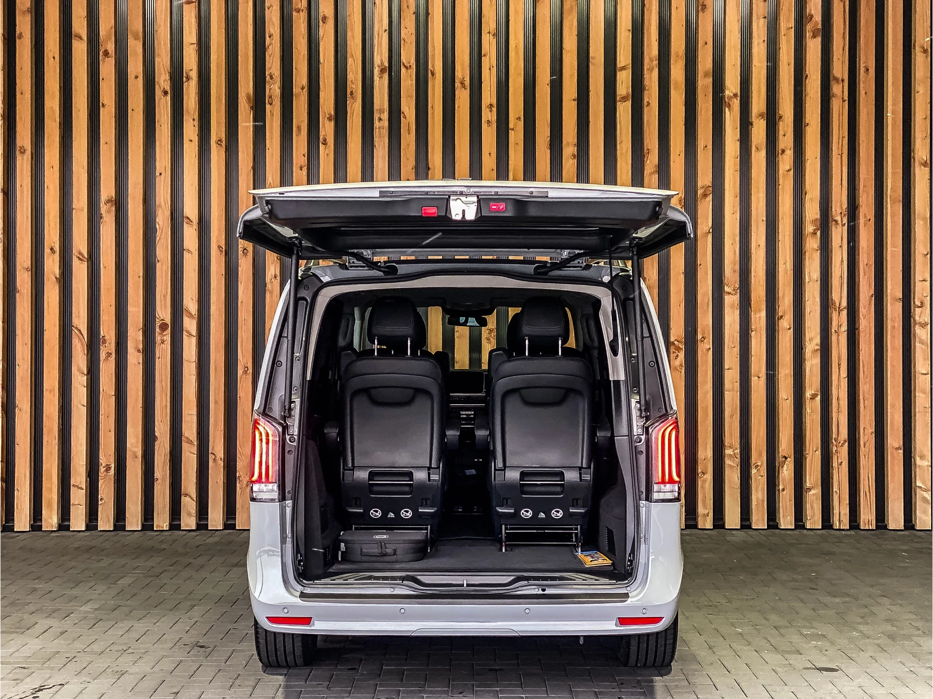 Hoofdafbeelding Mercedes-Benz EQV