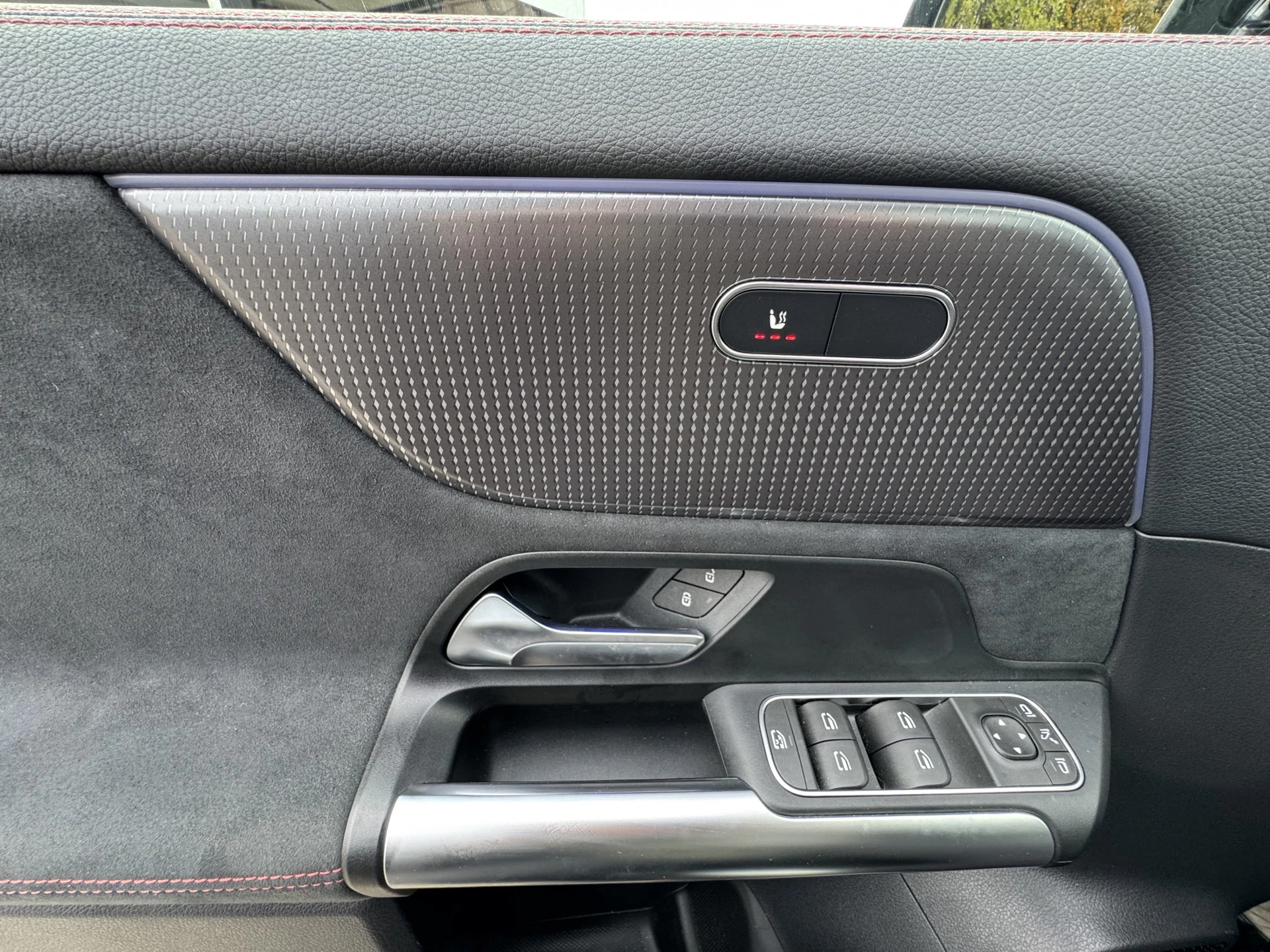 Hoofdafbeelding Mercedes-Benz EQA