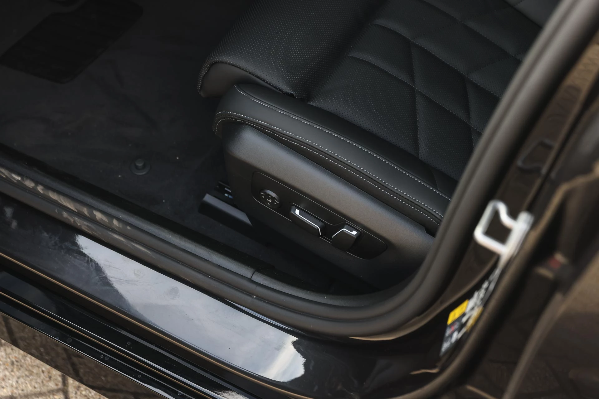 Hoofdafbeelding BMW i5