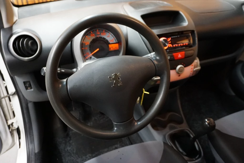 Hoofdafbeelding Peugeot 107