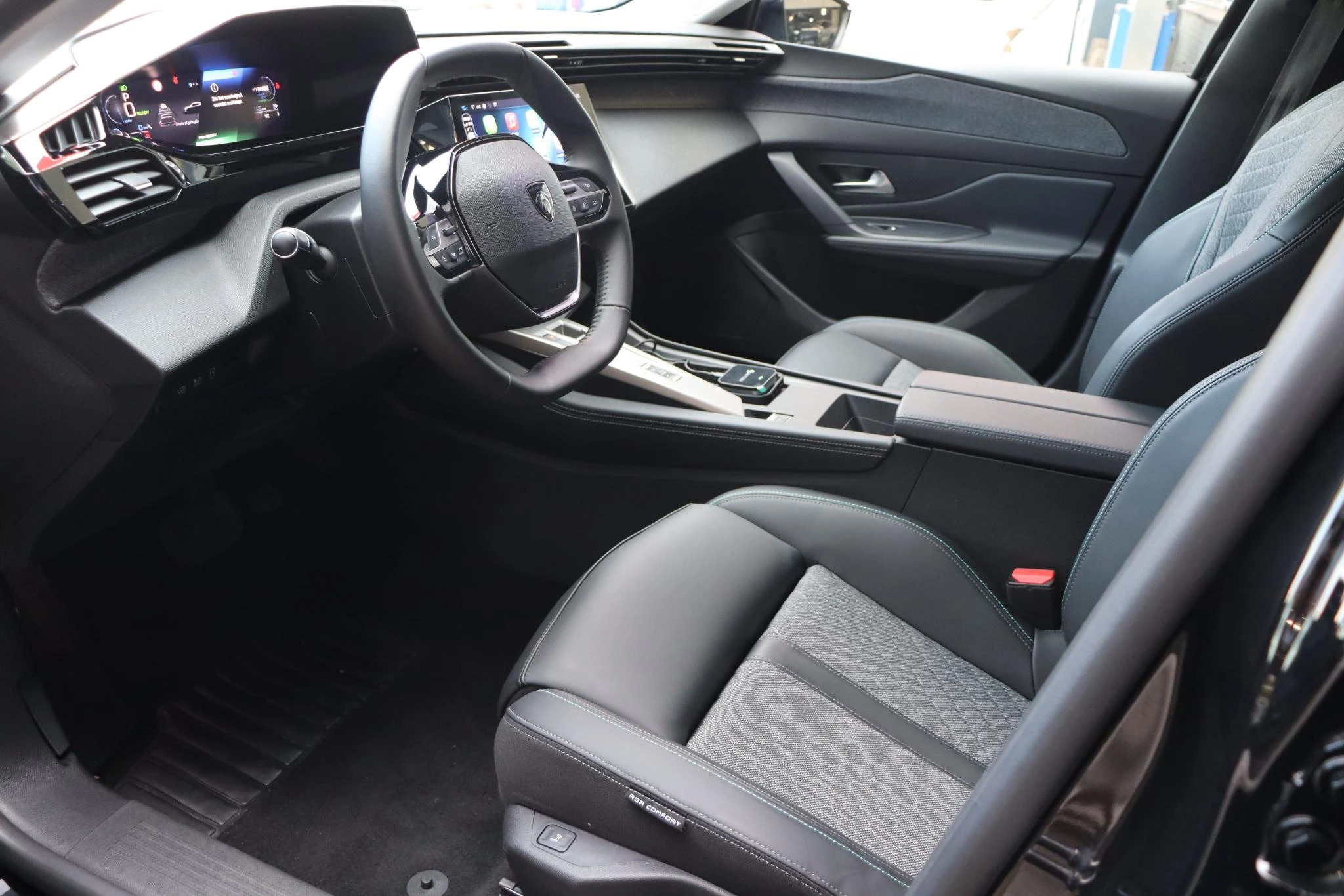 Hoofdafbeelding Peugeot 408