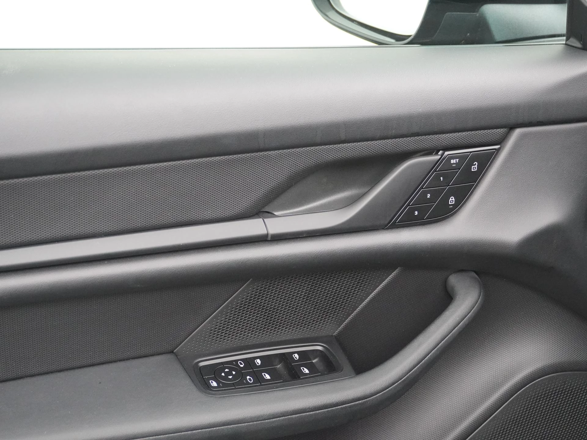 Hoofdafbeelding Porsche Taycan