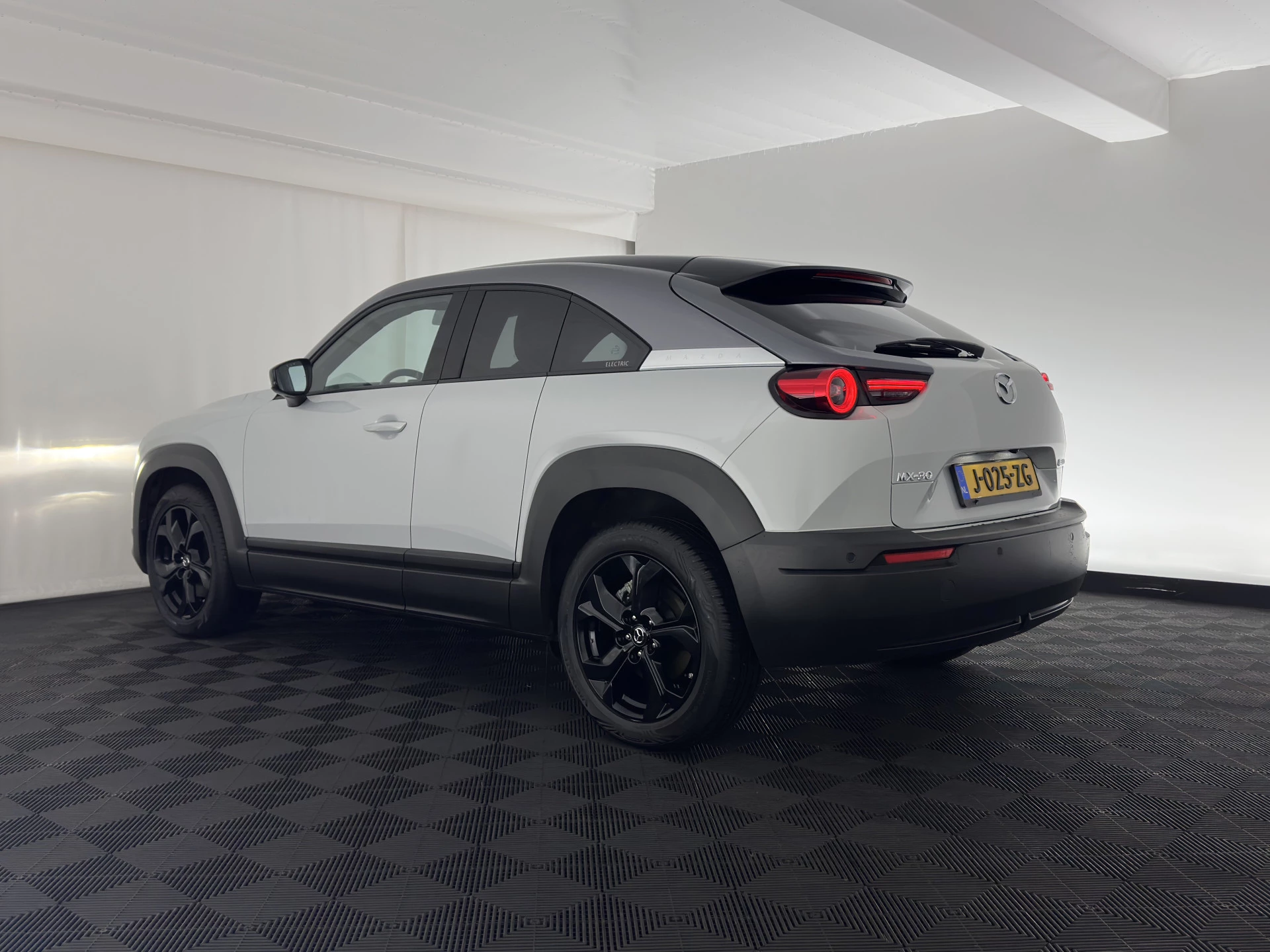 Hoofdafbeelding Mazda MX-30