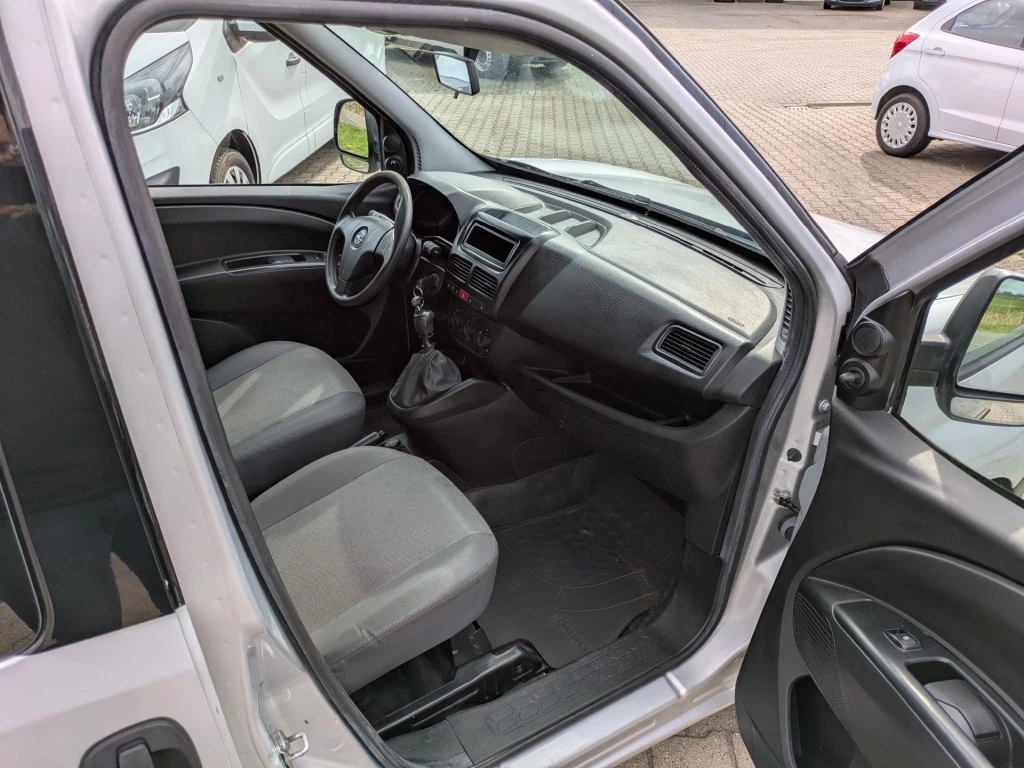 Hoofdafbeelding Opel Combo