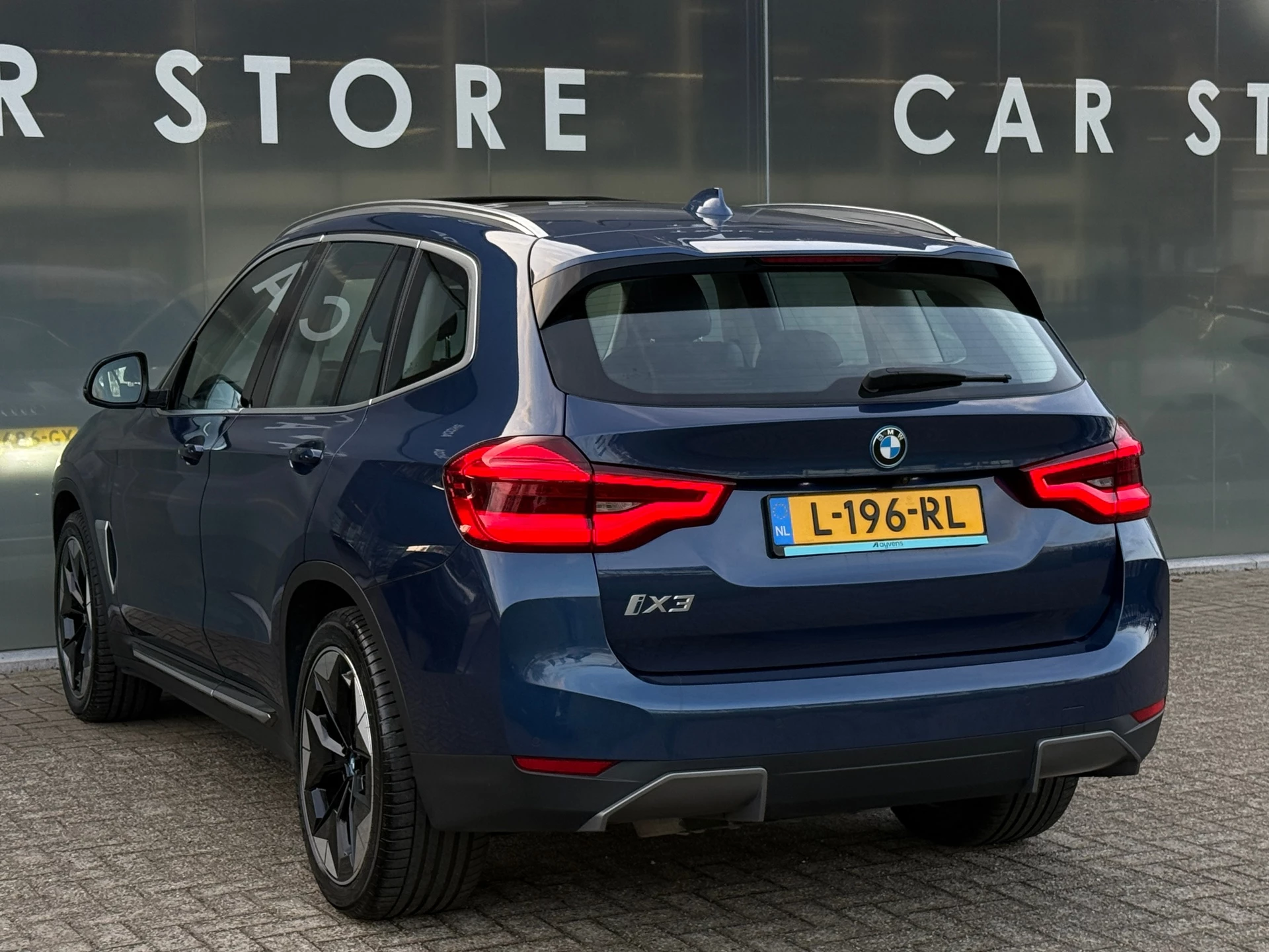 Hoofdafbeelding BMW iX3