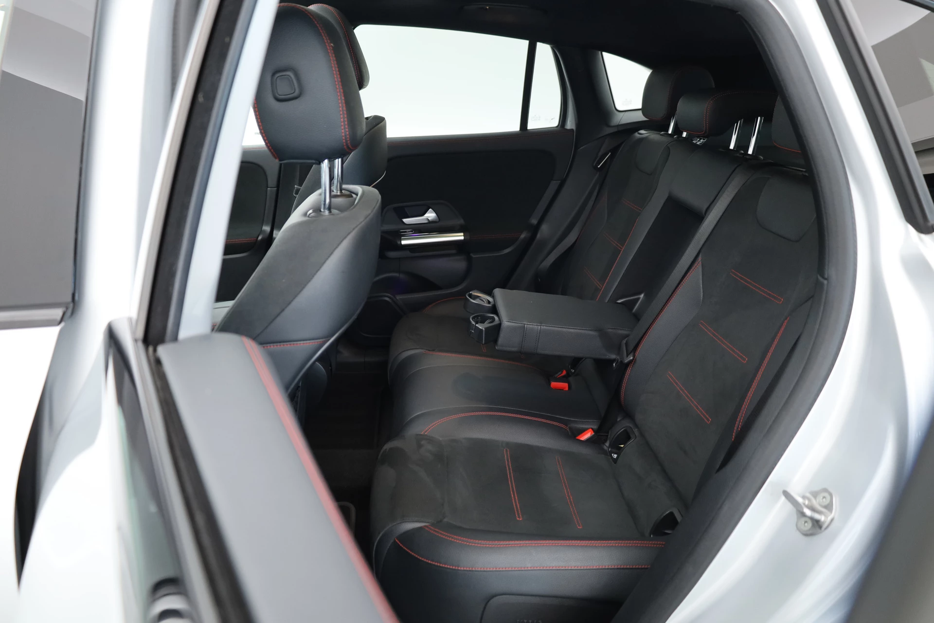 Hoofdafbeelding Mercedes-Benz EQA