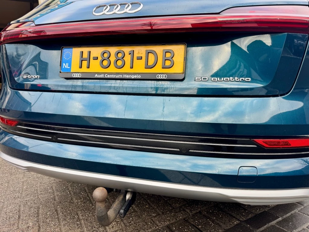 Hoofdafbeelding Audi e-tron