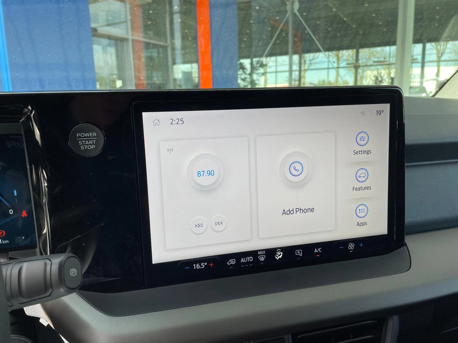 Hoofdafbeelding Ford E-Transit Courier