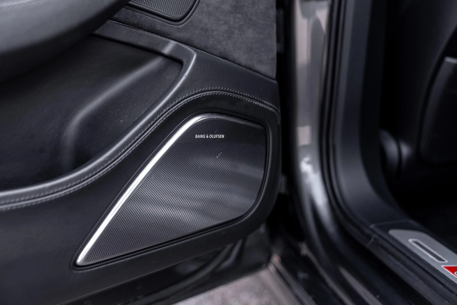 Hoofdafbeelding Audi S8