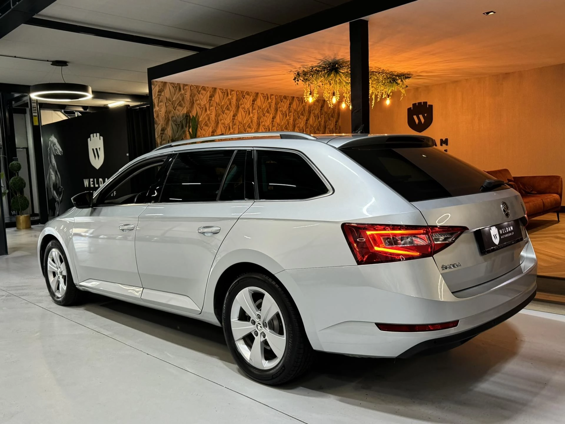 Hoofdafbeelding Škoda Superb