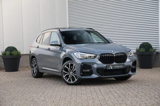 BMW X1 xDrive 25e M-Sport 220pk Pano/HUD/Trekhaak/H&K/Cam/Elek.Stoel