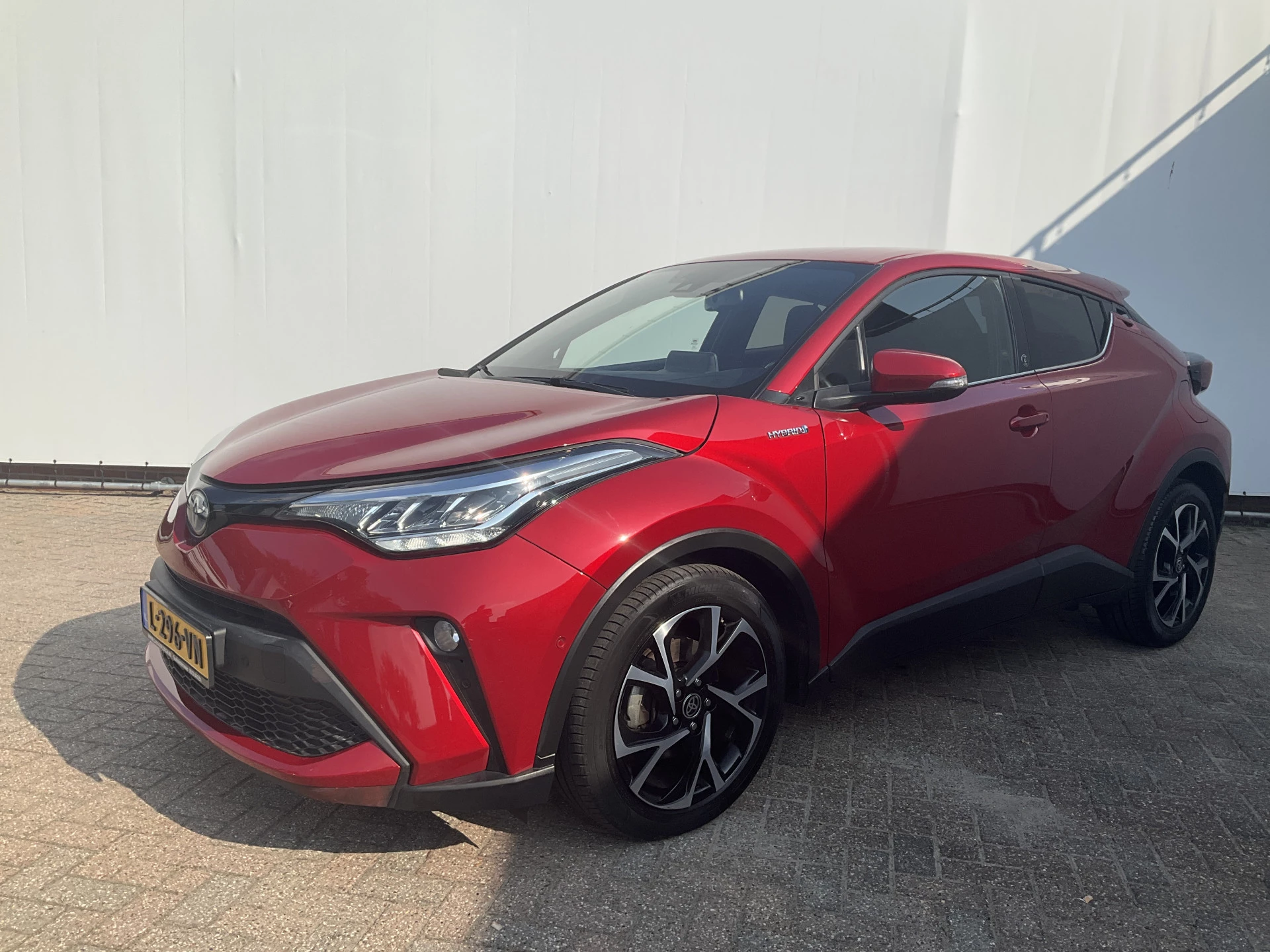 Hoofdafbeelding Toyota C-HR