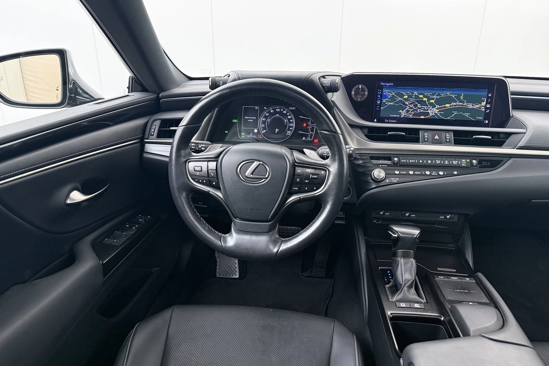 Hoofdafbeelding Lexus ES