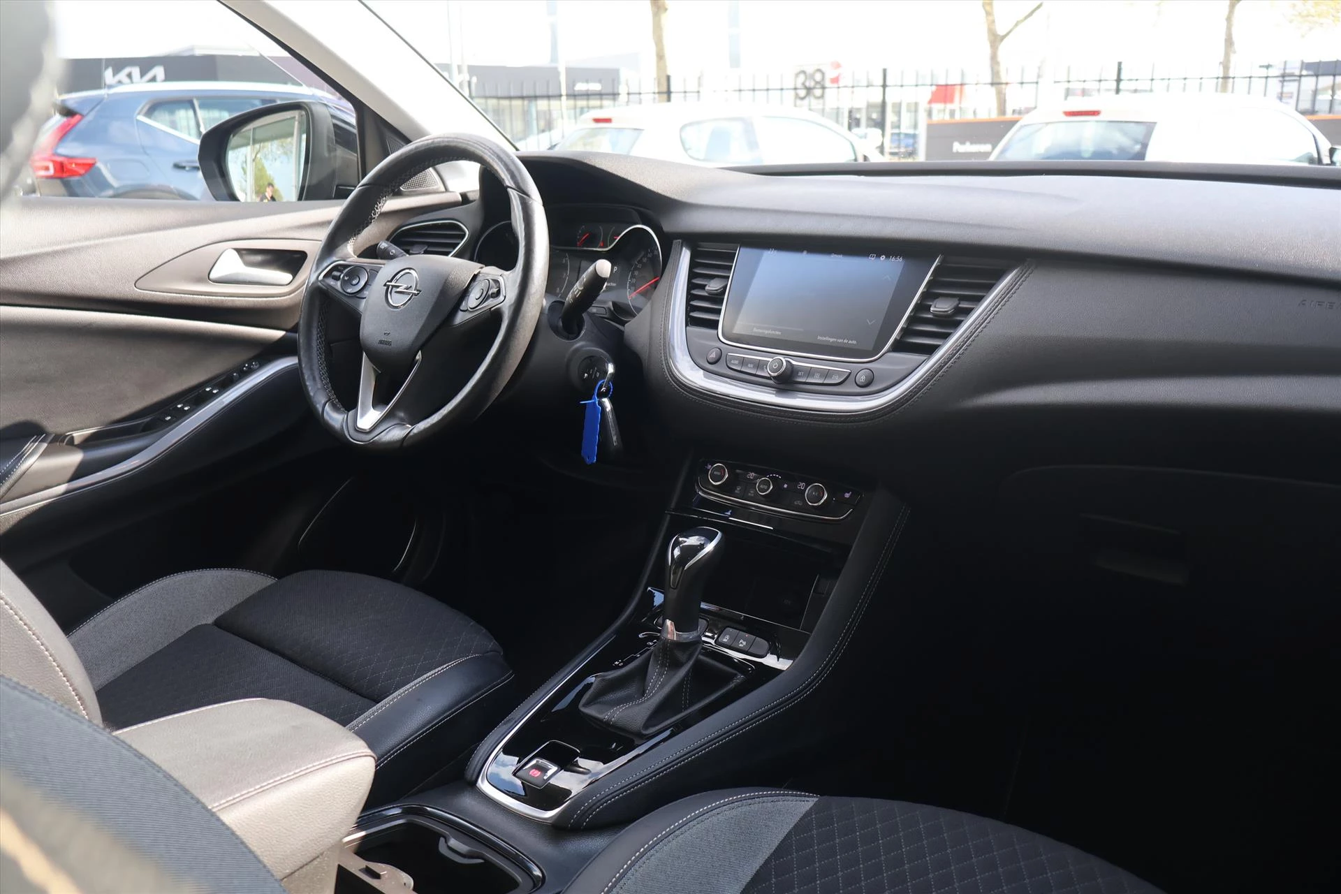 Hoofdafbeelding Opel Grandland X