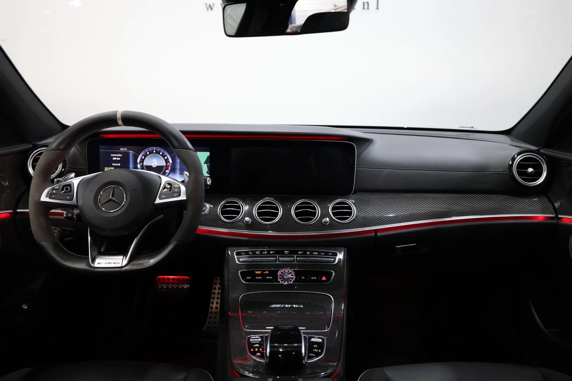 Hoofdafbeelding Mercedes-Benz E-Klasse