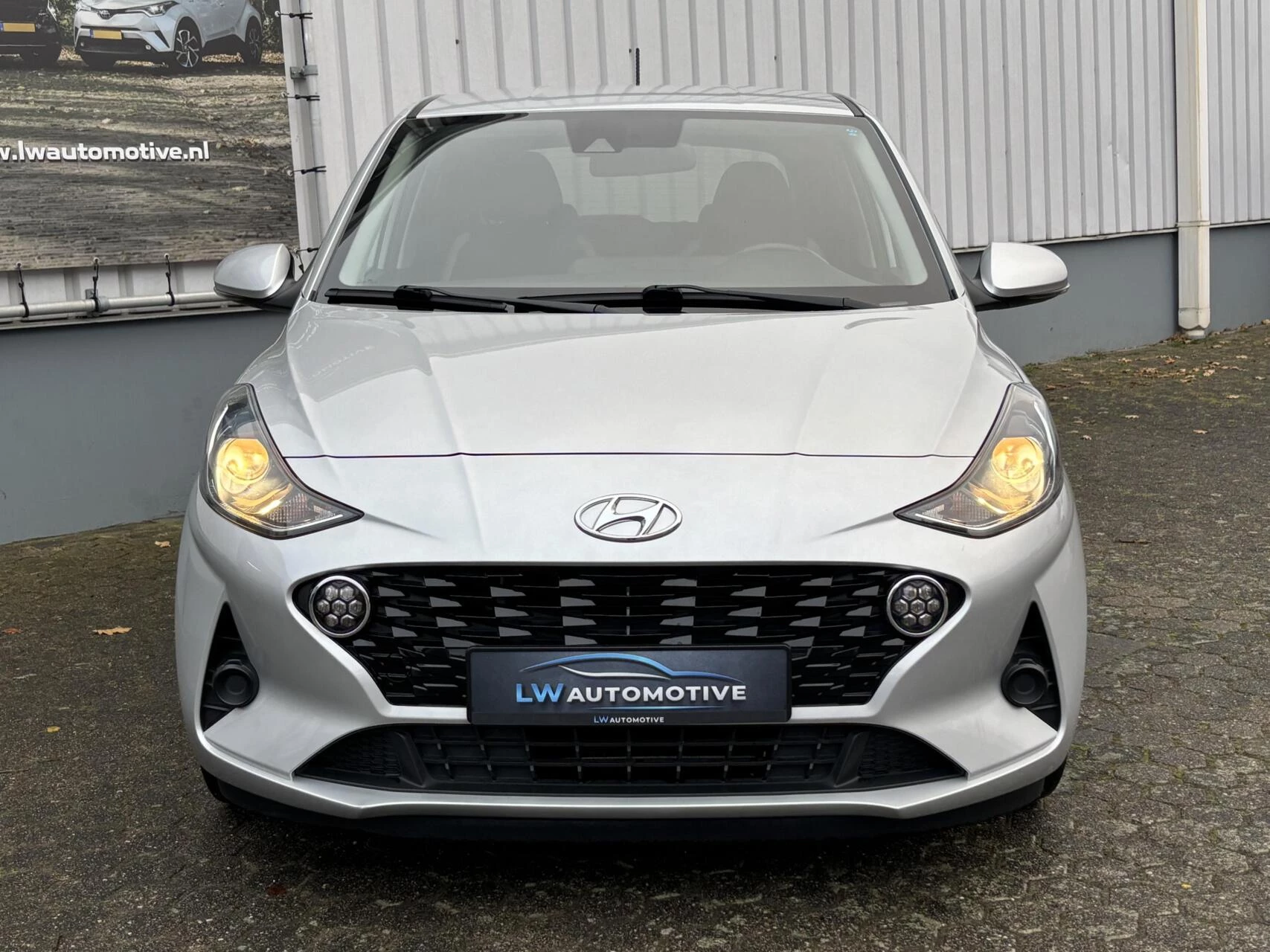 Hoofdafbeelding Hyundai i10