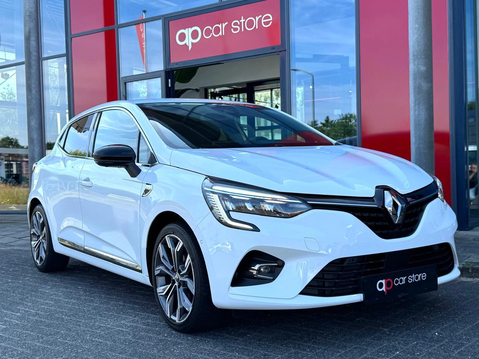 Hoofdafbeelding Renault Clio